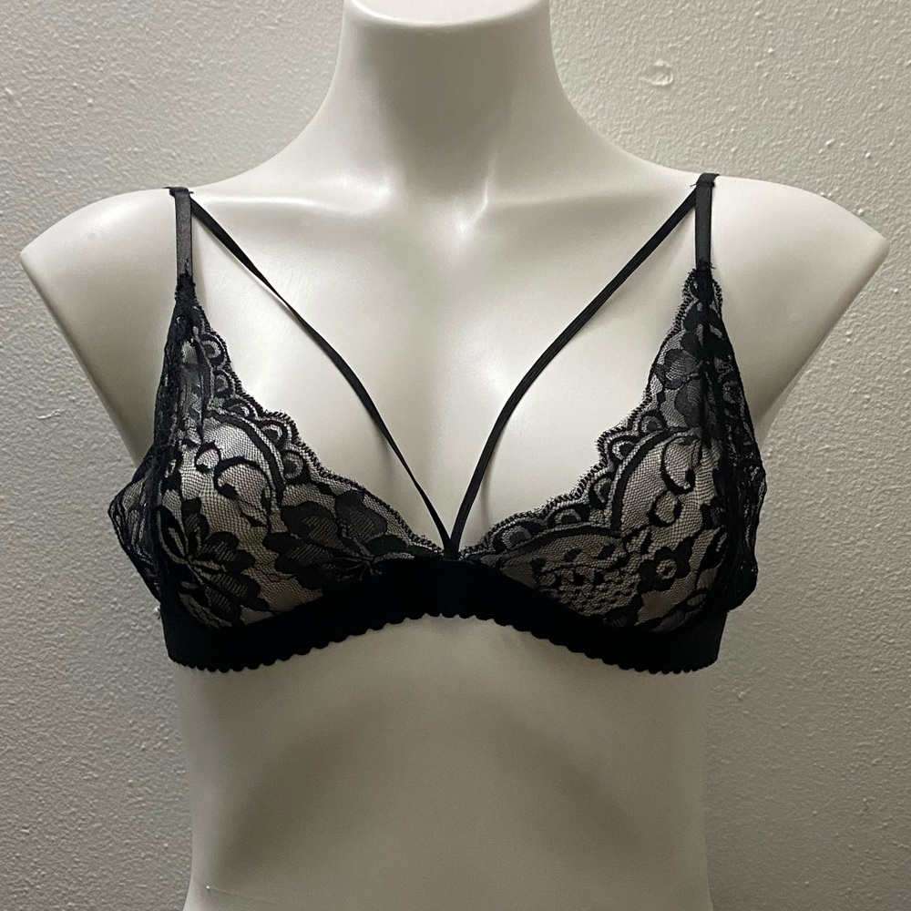 Black lace bralette